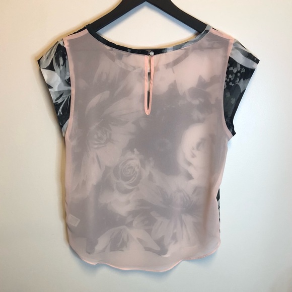 NWOT American Eagle Outfitters Flower Top - Picture 2 of 6